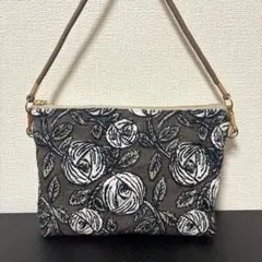 ミナペルホネン マチありポシェット023