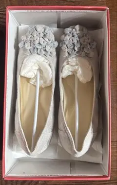 シルバー パンプス