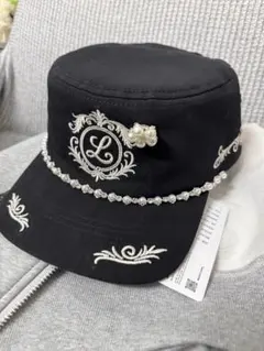 美品】MARK&LONA スカルロゴワッペン メタルスタッズキャップ - メルカリ