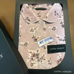 新品タグ付き【LAURA ASHLEY 】婦人パジャマ 冬物パジャマ Lサイズ