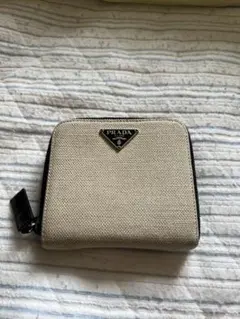 PRADA 二つ折り財布 canvas素材のサムネイル