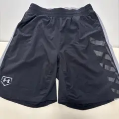 UNDEARMOURハーフパンツのサムネイル
