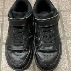 NIKEブラックスニーカー ベルクロ付き