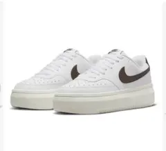 Nike 厚底スニーカー ホワイト/ブラウン