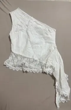 ホワイトノースリーブシャツ・ブラウス