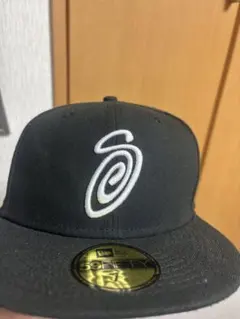 STUUSYコラボNew Era ベースボールキャップ 黒