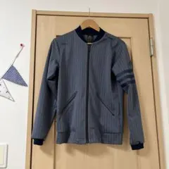 アディダス　ブルゾン