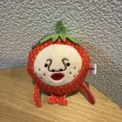 こびとづかん ぬいぐるみ2 イチゴクレナイ　ガチャガチャ　マスコット　ぬいぐるみのサムネイル