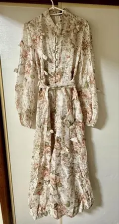 フラワープリント 長袖ワンピース