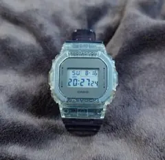 カシオG-SHOCK DW-B5600G-2JFターコイズブルー スケルトン - メルカリ