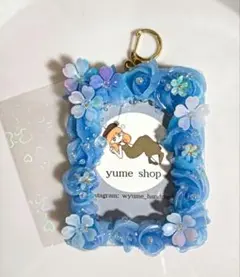 ホイップデコ　桜青　トレカケース 縦入れb8サイズ　ナスカン付き✨️