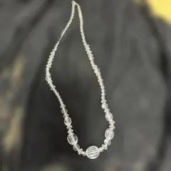 水晶ロングネックレス