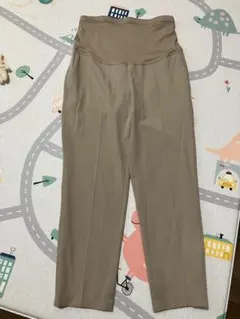 ユニクロ＊スマートアンクルマタニティパンツ＊ベージュ