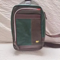 クマロゴ付きショルダーバッグ
