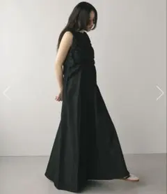 新品未使用】コットンボイルボリュームアシンメトリースカート