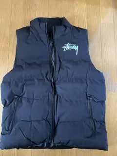 Stussy ブラック ダウンベスト