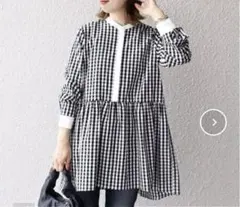人気完売✨シップス✨ブロードペプラムブラウス　ギンガムチェック　チュニック　白黒のサムネイル