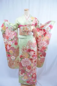 正絹　可愛らしい黄緑色の振袖セット　⑮