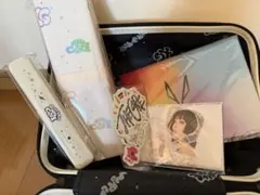 XG】 WORLD TOUR: THE CORE グロパ 限定グッズ - メルカリ