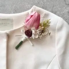 桜とシックなピンクチューリップのブーケコサージュ 一点もの