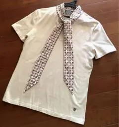 サルヴァトーレフェラガモ　ボウタイ　リボン　カットソー　ガンチーニ