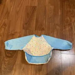 水玉模様の長袖お食事エプロン