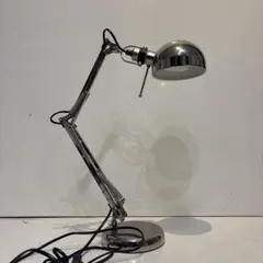 【IKEA】A0501 FORSA シルバー メタル デスクライト アーム可動式