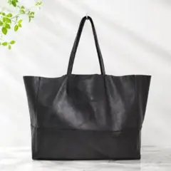 ✨美品✨GIANNI CHIARINI　トートバック　本革　ブラック　A4　底板のサムネイル