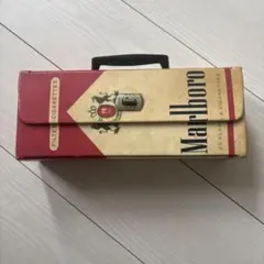 希少！ビンテージ 　マルボロ カセットテープ入れ 　小物ケース 　赤&白 値下げ中！希少！ビンテージ マルボロ カセットテープ入れ 小物ケース