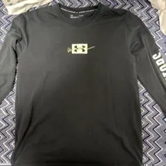 Under Armour 長袖カットソー Lブラック