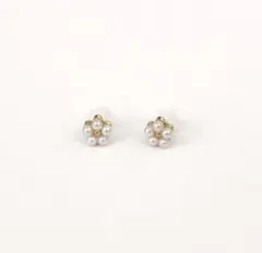 花型パールピアス