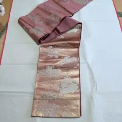 袋帯 菱文様 桜 菖蒲 等四季の花柄帯金糸ピンク系フォーマルのサムネイル
