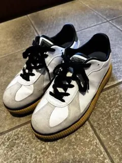 2026年最新】オニツカタイガー デレシティ 27の人気アイテム - メルカリ