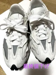 ニューバランス327 スニーカー　ホワイト✖️グレー　23センチ