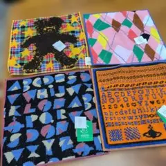 ヴィヴィアンウエストウッドタオルハンカチ 新品 タグ付 4枚セット半額以下セールのサムネイル