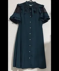 axes femme レース切り替えフレア袖 ワンピース ダークグリーン
