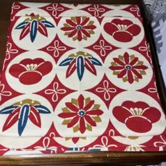 花、笹、梅柄 生地 赤白　帯？の生地　4枚リメイク用生地　手芸　名古屋帯風生地