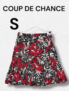 クードシャンス　フレアスカート S 華やか　総柄　綺麗目　ひざ丈　スタイリッシュ