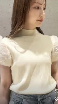 美品　CELFORD ファー付きハイネックニットトップス