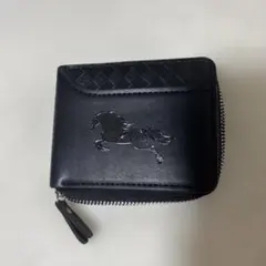 馬のエンボス加工 二つ折り財布 ブラック