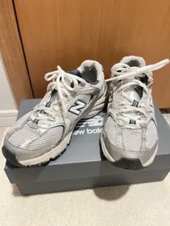 New Balance 1906 スニーカー シルバー - メルカリ