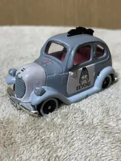 トミカ ディズニーコレクション イーヨーのクラッシックカー TOMY (トミー) トミカ ディズニーリゾート系トミカ イーヨーの