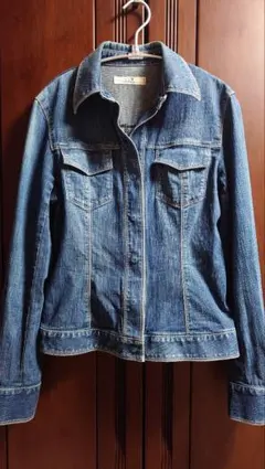 Item thumbnail for item 92fd62d1-1ad9-4cdf-8fc0-17d5978c8764