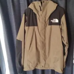 美品　THE NORTH FACE マウンテンジャケット カーキ　NP61800