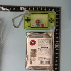 EXPO ミャクミャク シャカシャカゲーム機風キーホルダー