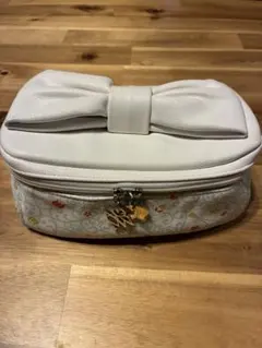コスメデコルテ　ポーチのサムネイル