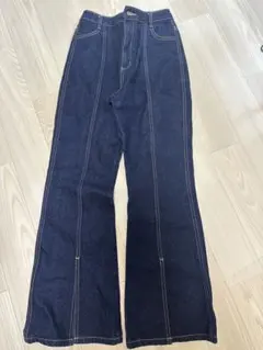 センターシーム フレアデニムパンツ インディゴのサムネイル