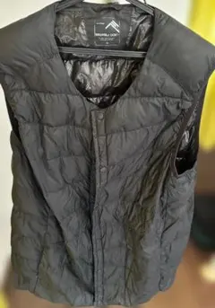WASHABLE DOWN ダウンベスト ブラック LLサイズのサムネイル