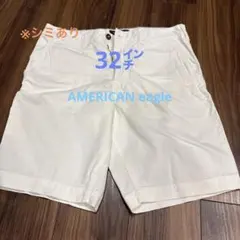 アメリカン　イーグル　白　ショートパンツ　32インチのサムネイル