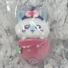 ちいかわ サンリオ miniso 海外限定 マスコット モモンガ いちごのサムネイル